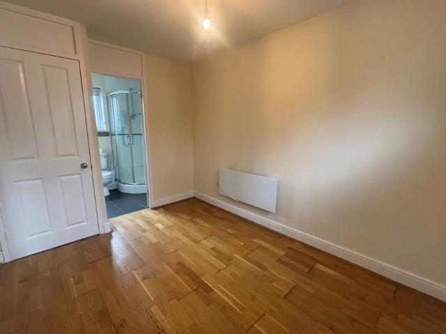 Highgrove Close, CALNE