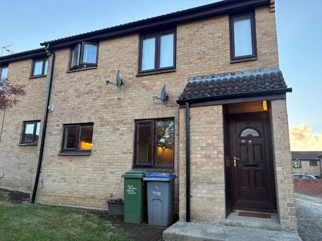 Highgrove Close, Calne SN11, 1 bed maisonette to rent, £900 pcm | PrimeLocation