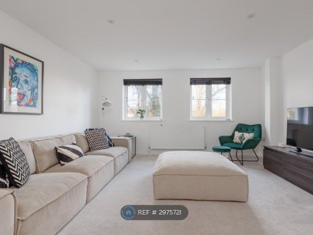 Highgrove Mews, Bournemouth BH4, 4 bed semi detached house to rent, £2,700 pcm | PrimeLocation