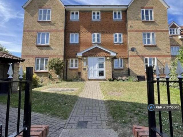 Highgrove Mews, Grays, RM17 1 bed flat to rent £1,175 pcm £271 pw