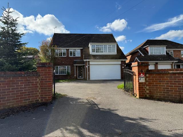 Highdown Hill Road, Reading RG4, 4 bed detached house to rent, £3,000 pcm | PrimeLocation