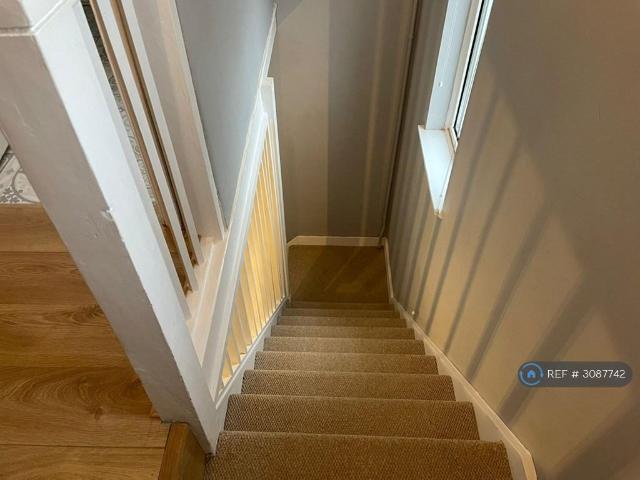 Highdown, Southwick, BN42 1 bed flat to rent £1,125 pcm £260 pw