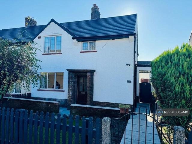 Higher Causeway, Barrowford, Nelson, BB9 3 bed semi detached house to rent £1,419 pcm £327 pw