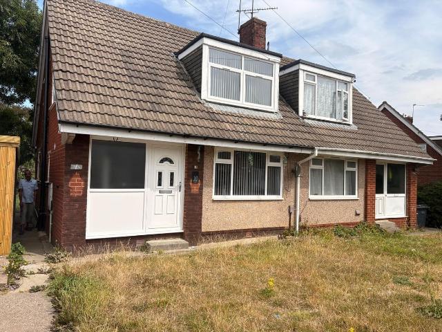 Higher Downs, Bradford, West Yorkshire BD8, 3 bed semi detached house to rent, £1,200 pcm | PrimeLocation
