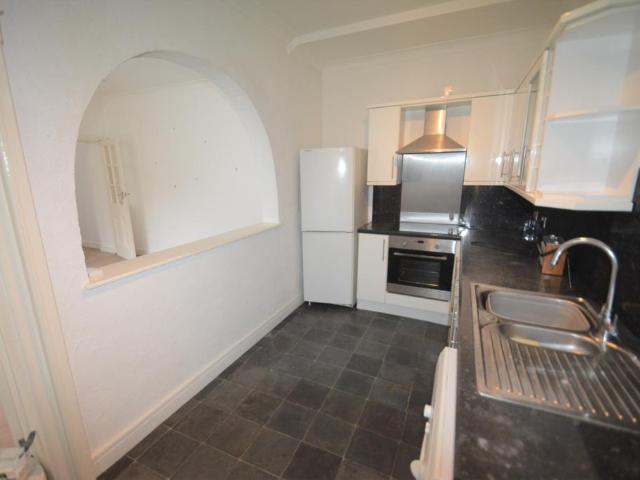 Higher Warberry Road, Torquay TQ1 1 bed flat to rent £695 pcm £160 pw