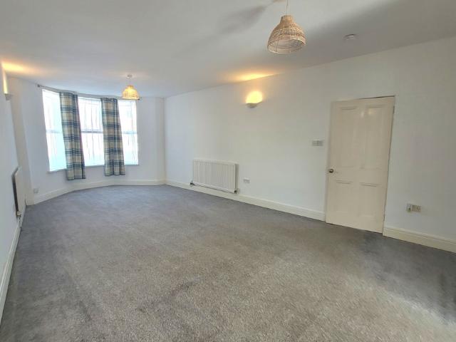 Higher Tower Road, Newquay TR7, 2 bed flat to rent, £1,300 pcm | PrimeLocation