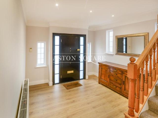 Highfield Gardens, London, NW11 9HD, United Kingdom | 6 bed apartment for rent #138849875 | Rentberry
