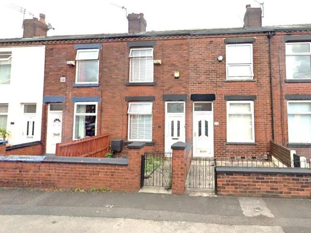 Highfield Street, Manchester M34 2 bed terraced house to rent £950 pcm £219 pw