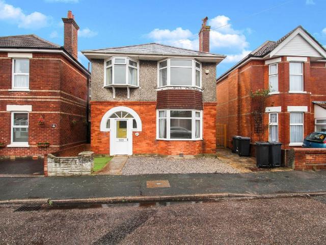 Highfield Road, Bournemouth BH9, 5 bed detached house to rent, £2,950 pcm | PrimeLocation