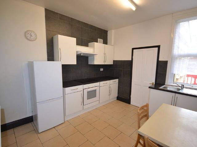 Highfield Road CV2, 2 bed terraced house to rent, £1,100 pcm | PrimeLocation
