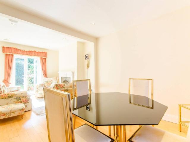 Highfield Road, London NW11, 2 bed semi detached house to rent, £2,695 pcm | PrimeLocation