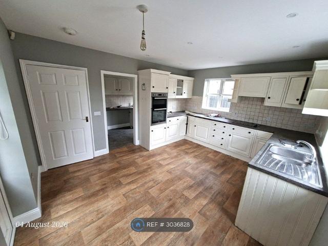 Highfield Road, Selby YO8, 2 bed detached house to rent, £700 pcm | PrimeLocation