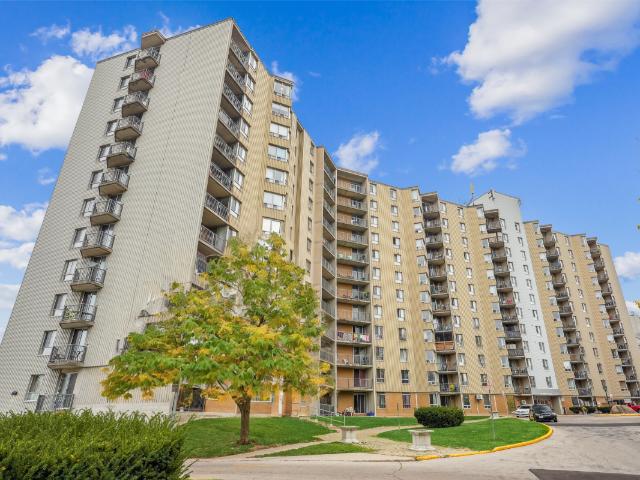 Highland Village 1 Bedroom available at 501 Wilkins Street, London [object Promise] for Rent