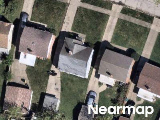 Highland Dr
