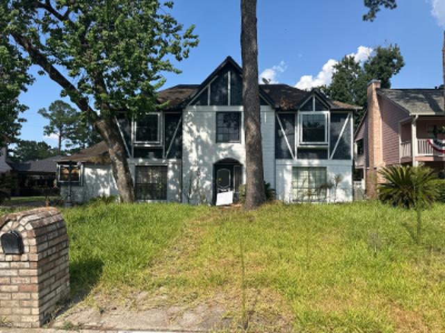 Highland Hollow Ln