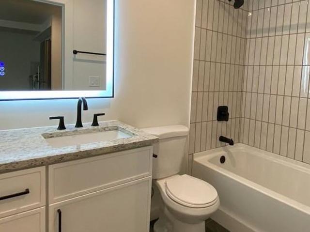 Highland Oaks 1 Bedroom Apartment for Rent at 800 788 800 Greenwood Avenue NE, Atlanta, GA 30306 Virginia Highland