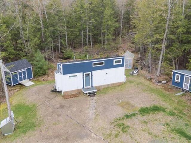 Highland Rdg, Hollis Center, Home For Sale
