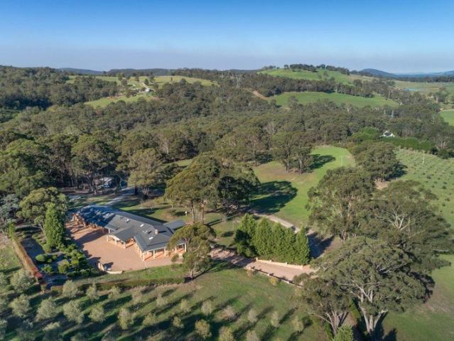 Highlands Acreage Retreat with Olive Groves & National Park Access
