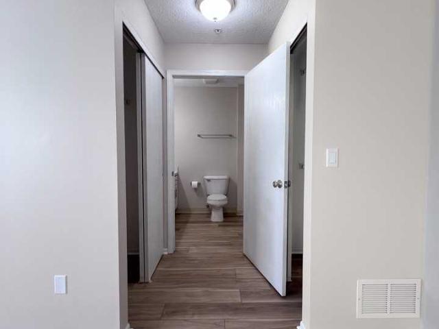 Highlands of Heritage Woods 1 Bedroom Apartment for Rent at 454 Crestmont Ct, Copley, OH 44321