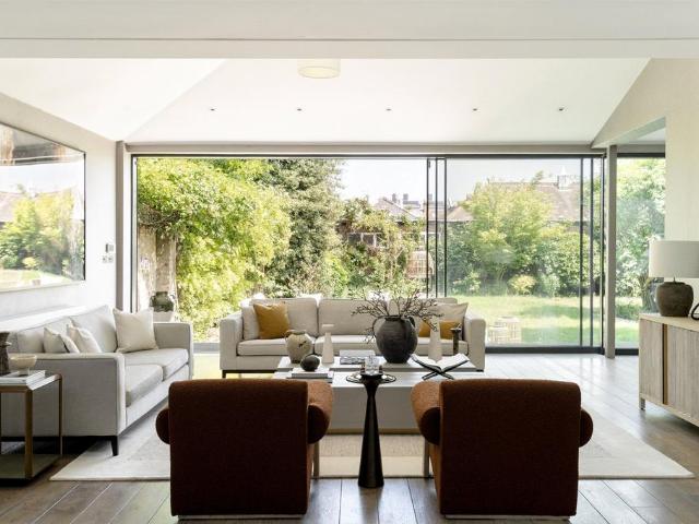 Highlever Road, London, W10 8 bed detached house to rent £28,167 pcm £6,500 pw