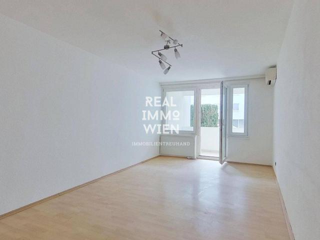 Highlight in 1140 Wien: Angenehme 3 Zimmer Wohnung mit Loggia und TOP Anbindung 93 m²