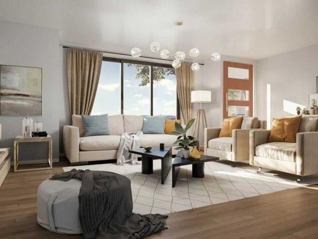 Highly convenient location with excellent accessibility!
