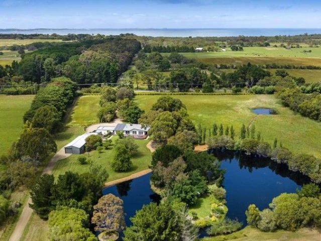 A Serene Setting where Birdlife Abounds