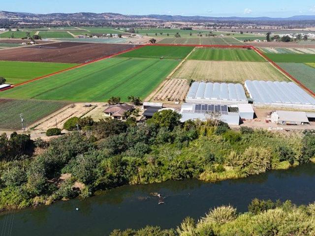 Highly Productive Hydroponic & Cultivation Farm with Exceptional Water, Infrastructure and Quality Residence