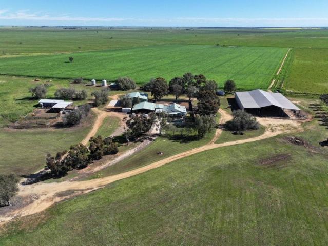 Highly Productive Irrigation Country 940.3 Hectares* / 2,323.4 Acres