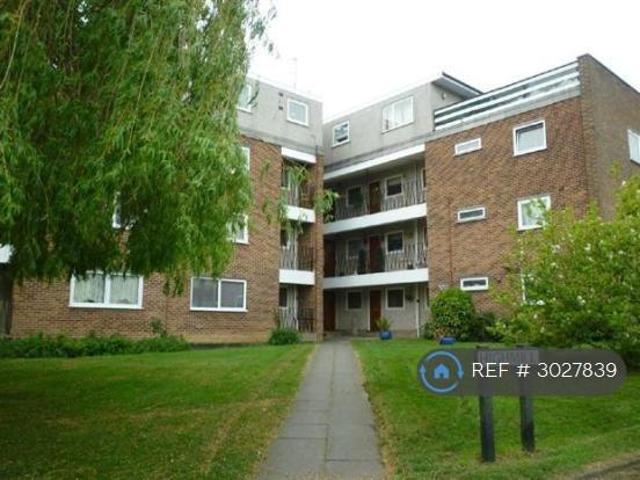 Highmill, Ware, SG12 1 bed flat to rent £1,080 pcm £249 pw