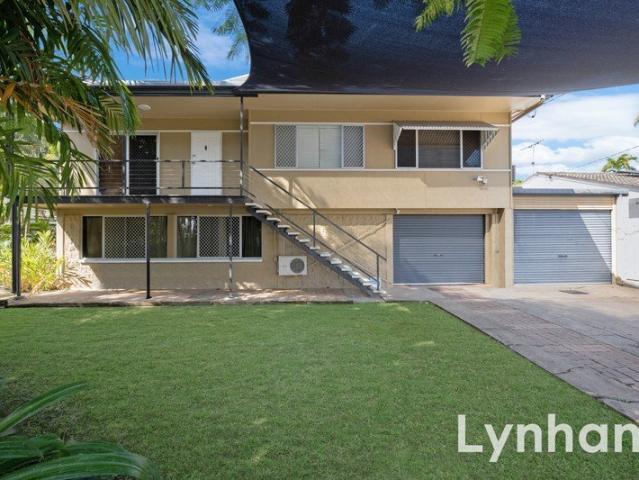 Highset Family Living with Pool, Shed & Space to Spare