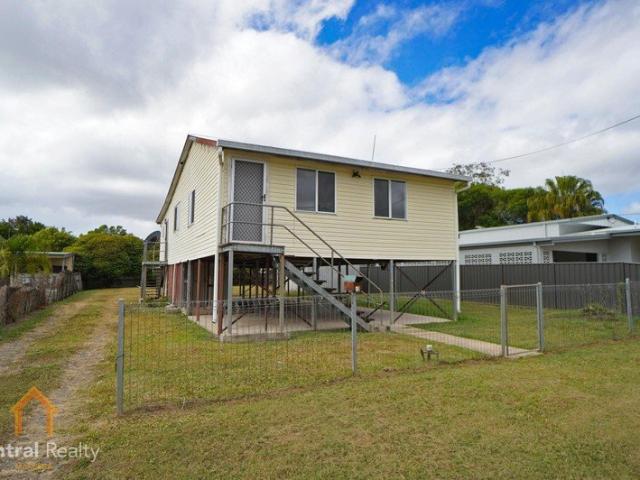 HIGH SET HOME IN GREAT LOCATION