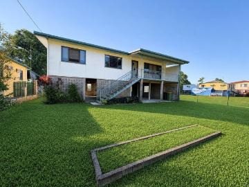 Highset home in rural setting for rent