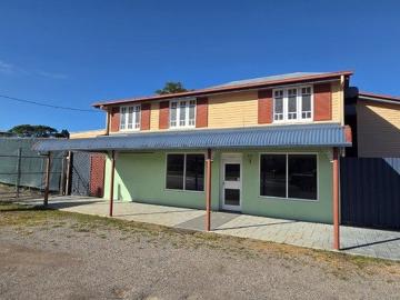 HIGHSET HOME ON 1,622 SQUARE METRE DOUBLE BLOCK!