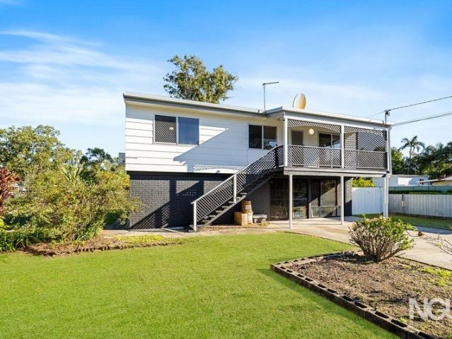 Highset Home on 1,099m² with Development Potential in Prime Marsden Location!