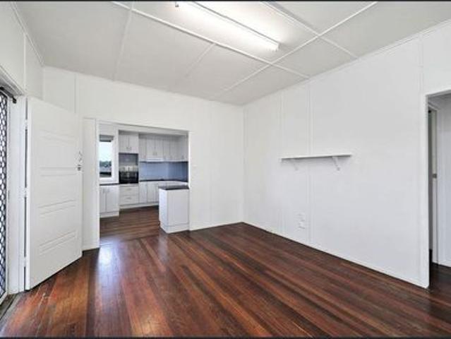 Highset Home Opposite the River Bundaberg East