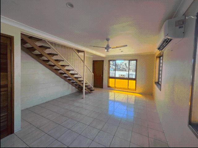 Highset 2 Bedroom Unit in Convenient Location