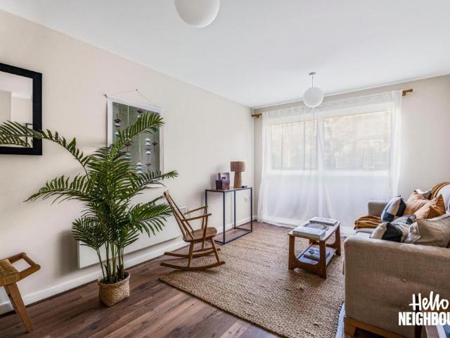 Highwood Close, London, SE22 2 bed apartment to rent £1,900 pcm £438 pw