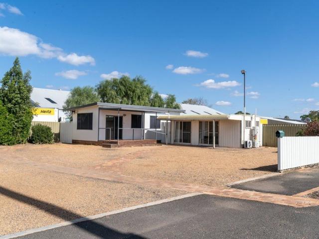 Highway Frontage Offices