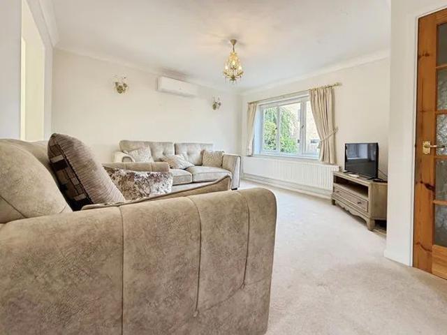 Highview Close, NR13 4RA
