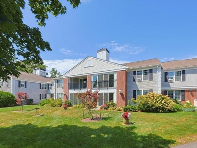Highview Dr Unit,sandwich, Condo For Sale