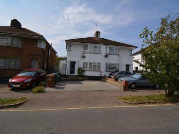 Highview Gardens Potters Bar Hertfordshire