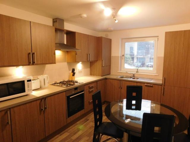 Hilton Avenue, Hilton, Aberdeen AB24, 2 bed flat to rent, £1,150 pcm | PrimeLocation