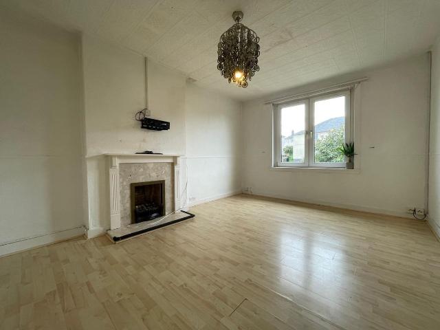 Hilton Drive, Woodside, Aberdeen AB24, 2 bed flat to rent, £600 pcm | PrimeLocation