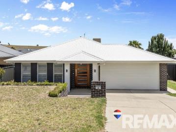 Junee, New South Wales, Marinna - Equipped kitchen