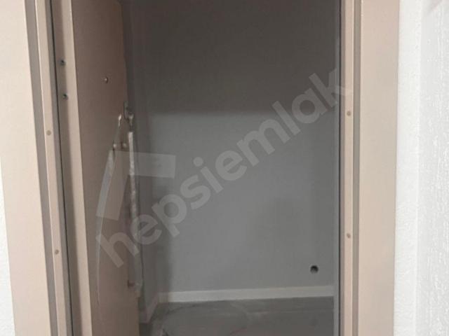 Hilal Topal Gayrimenkulden Bilecik Merkez İsmetpaşa Mahde Satılık Ara Kat daire