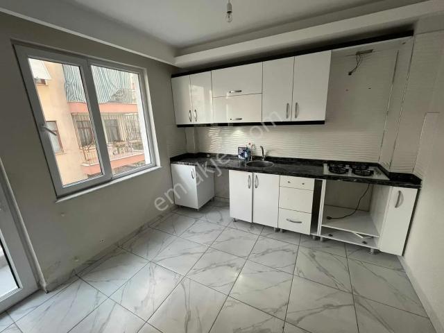 Hilal Gayrimenkulden Yeşilderenin En Temiz Alanında 2+1 Kiralık!