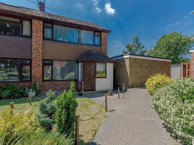 Hilary Crescent, Rayleigh SS6, 3 bed end terrace house to rent, £1,750 pcm | PrimeLocation