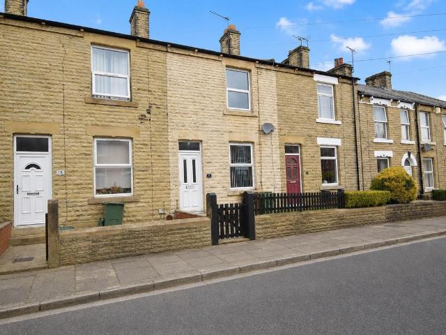 Hilda Street, Ossett WF5, 2 bed terraced house to rent, £850 pcm | PrimeLocation