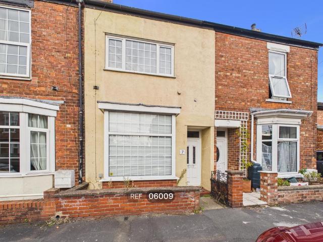 Hilda Street, Selby, YO8 4AP 3 bed terraced house to rent £900 pcm £208 pw